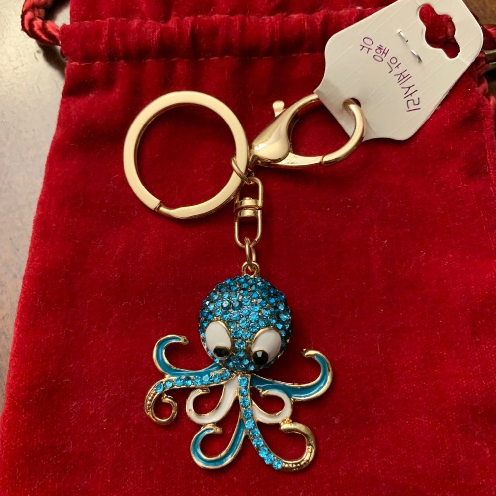 Rhinestone Octopus Key Chain - Picture 2 of 3
